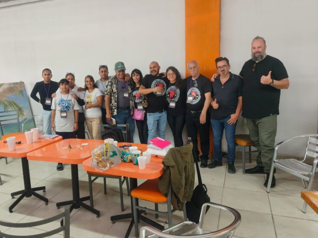 Mesa de Trabajo 1a Conferencia Nacional de Amor y Servicio México